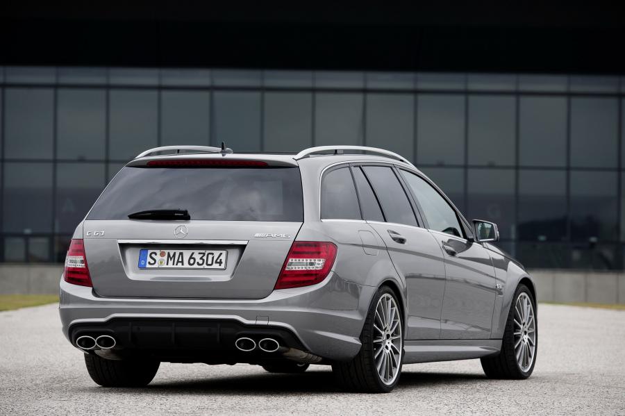  Mercedes-Benz C63 AMG Estate 2012 года  (фото 6 из 11)